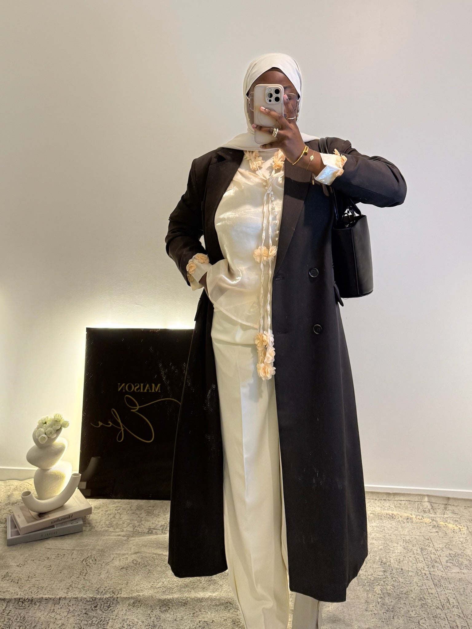 Selected Variant Image