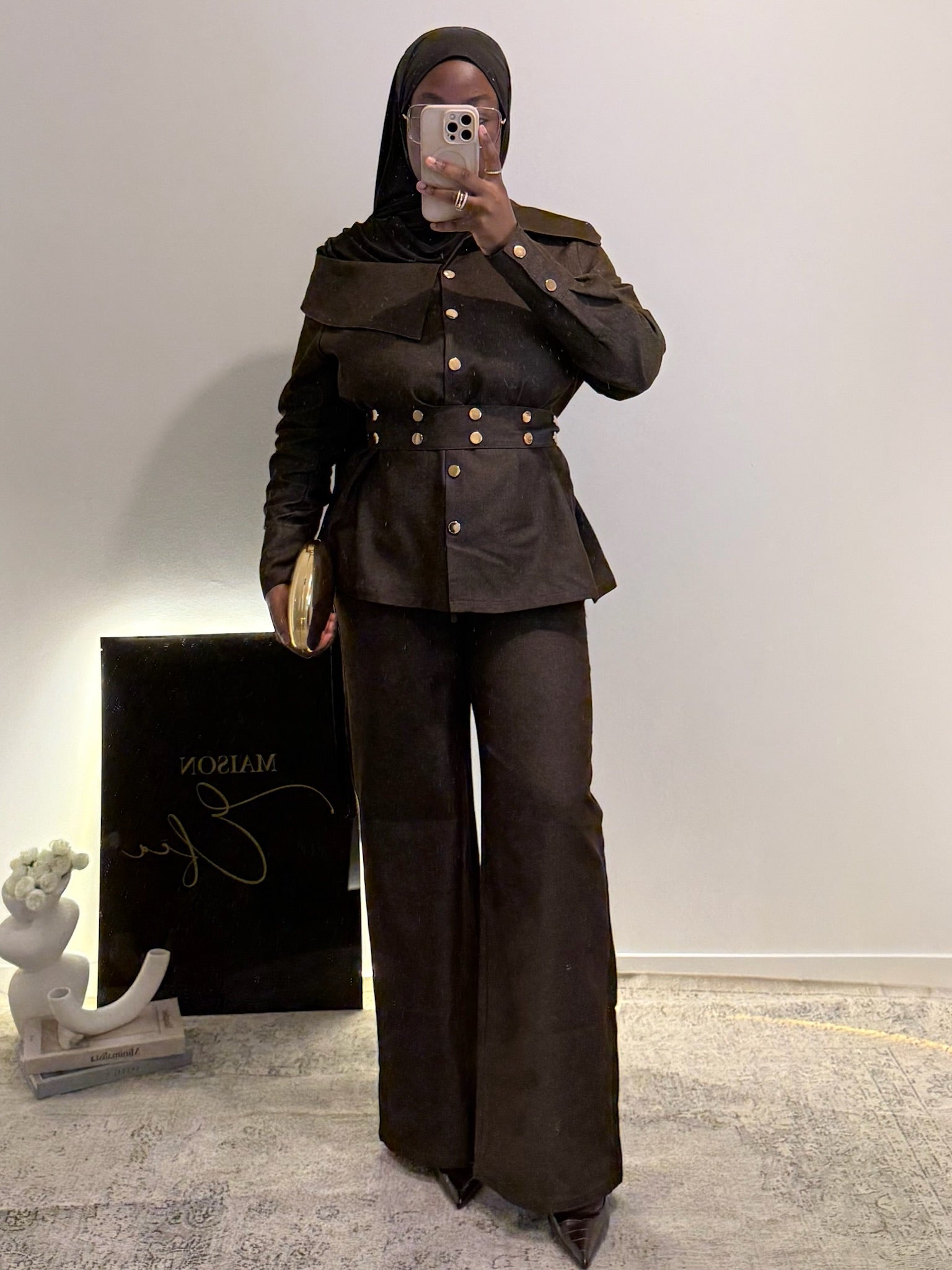 Selected Variant Image