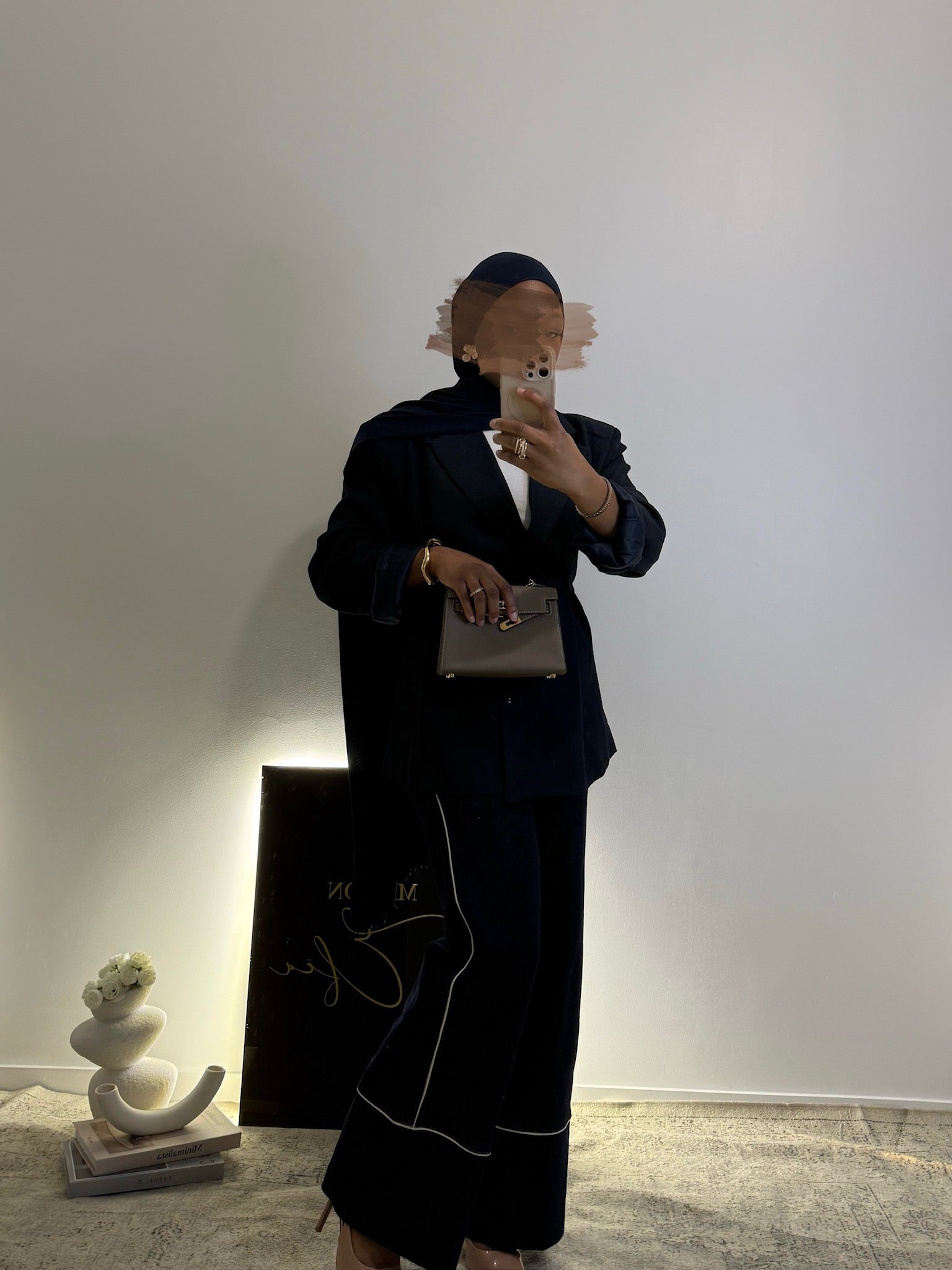 Selected Variant Image